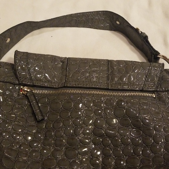 Gray Guess Crocodile Pattern Women's Purse - Picture 5 of 6